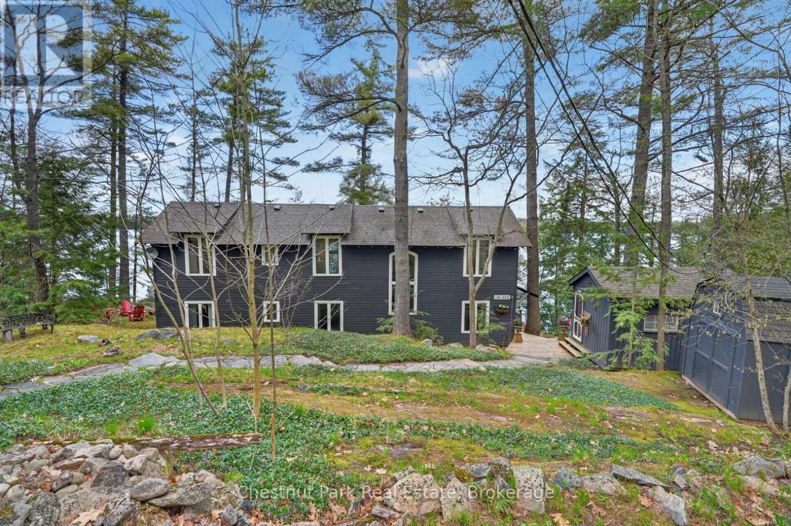 1069 Ridge Road, Muskoka Lakes, Ontario  P0C 1M0 - Photo 3 - X13130908