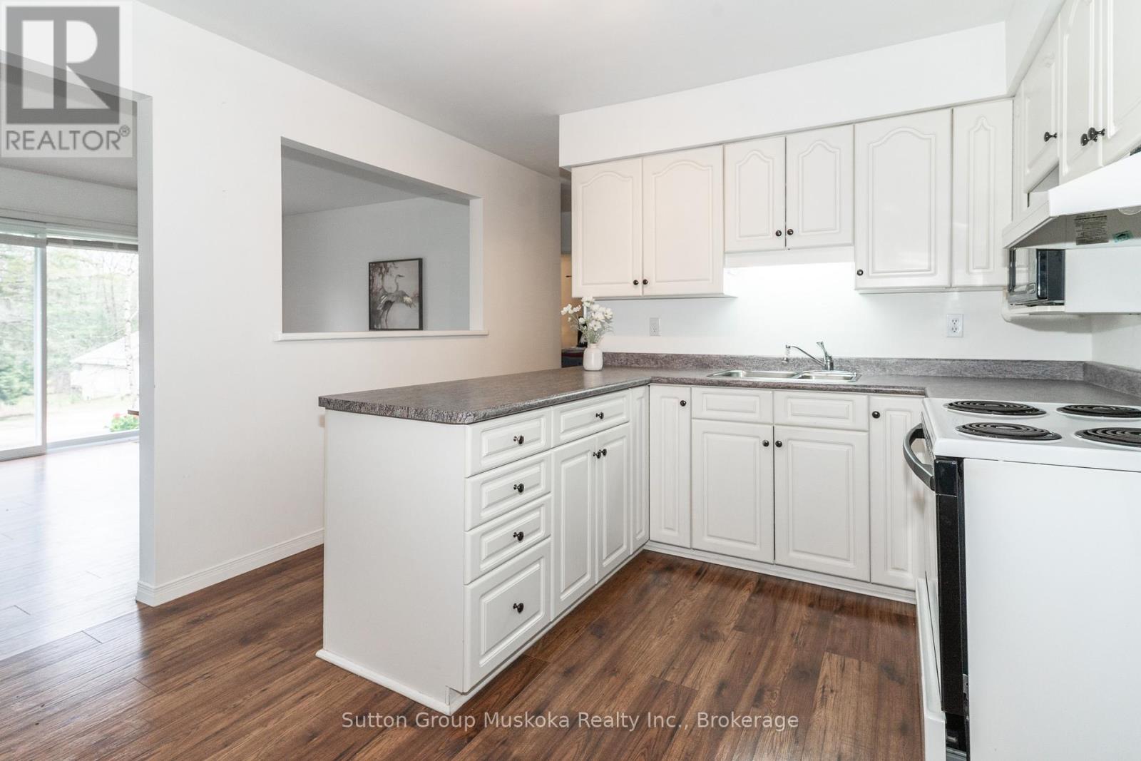 64 Spruce Drive, Huntsville, Ontario  P0B 1L0 - Photo 7 - X13131536