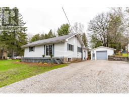 64 SPRUCE DRIVE, Huntsville, Ontario