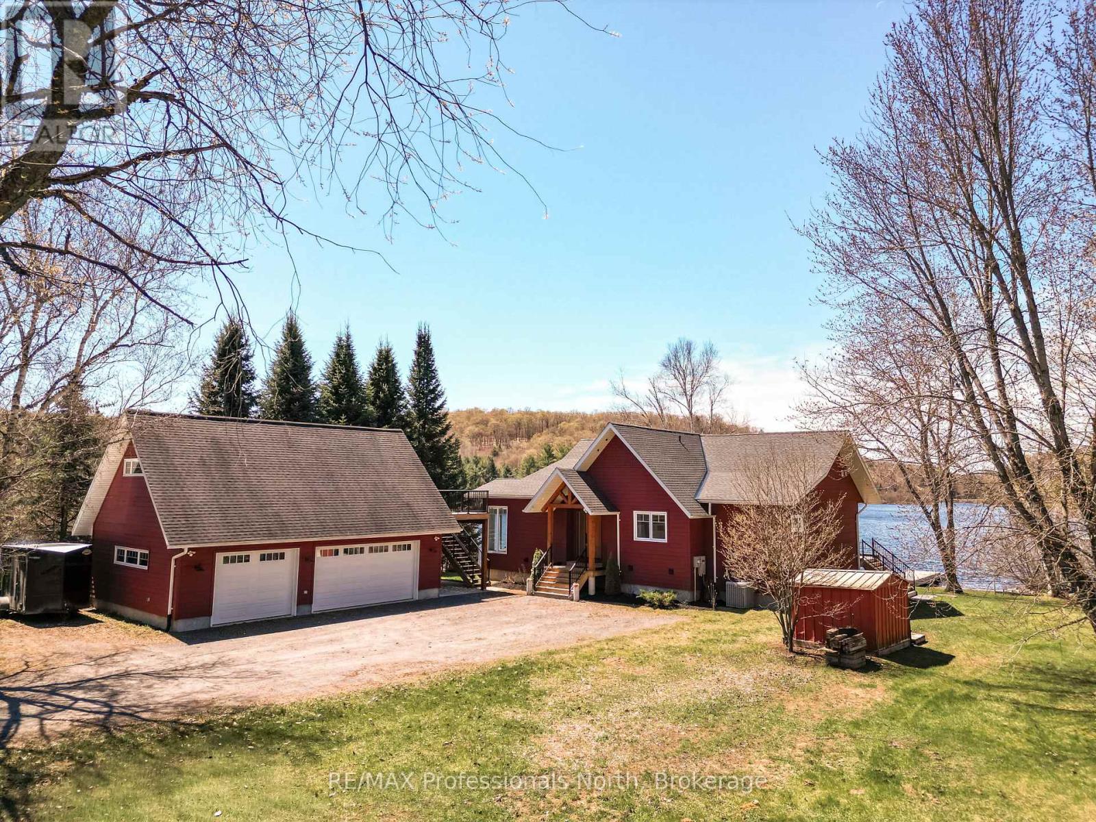 36 Beach Road, Huntsville, Ontario P0B 1M0 - Photo 29 - X13131834