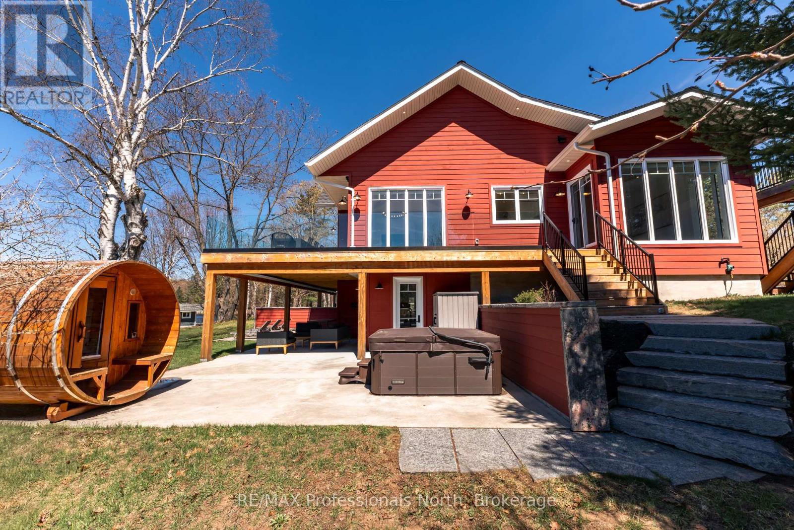 36 Beach Road, Huntsville, Ontario P0B 1M0 - Photo 40 - X13131834