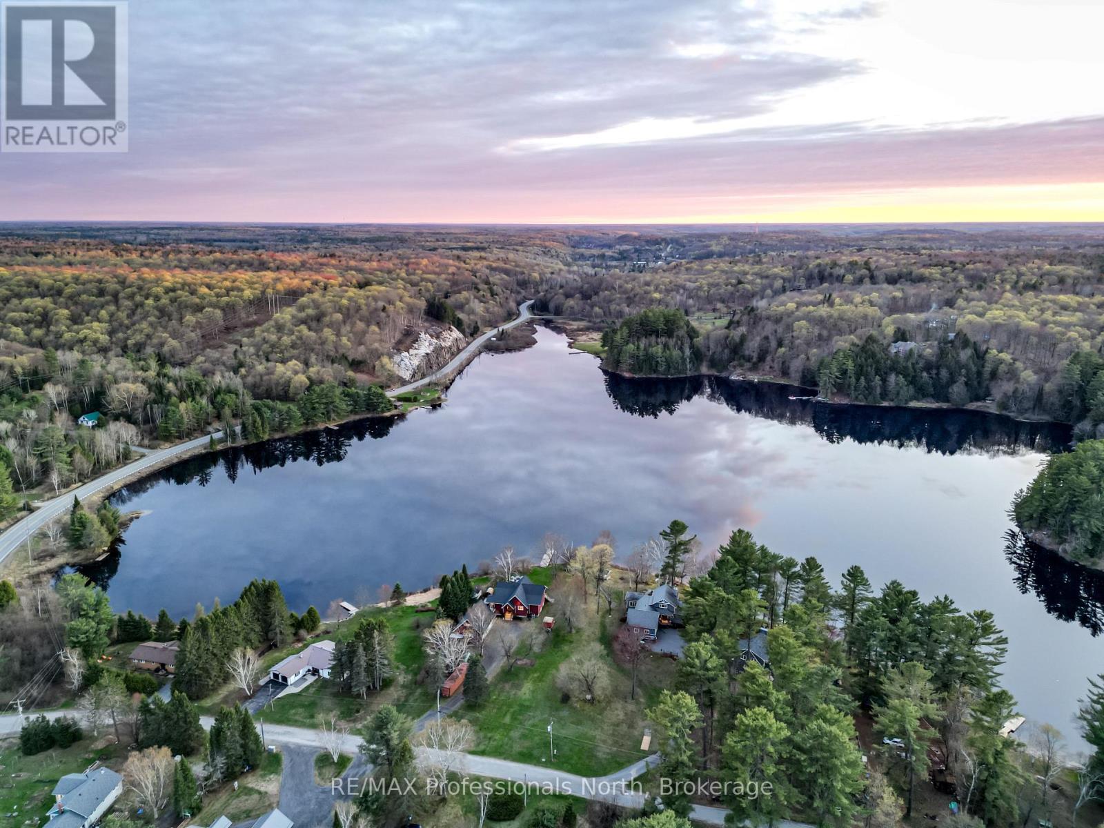 36 Beach Road, Huntsville, Ontario P0B 1M0 - Photo 50 - X13131834