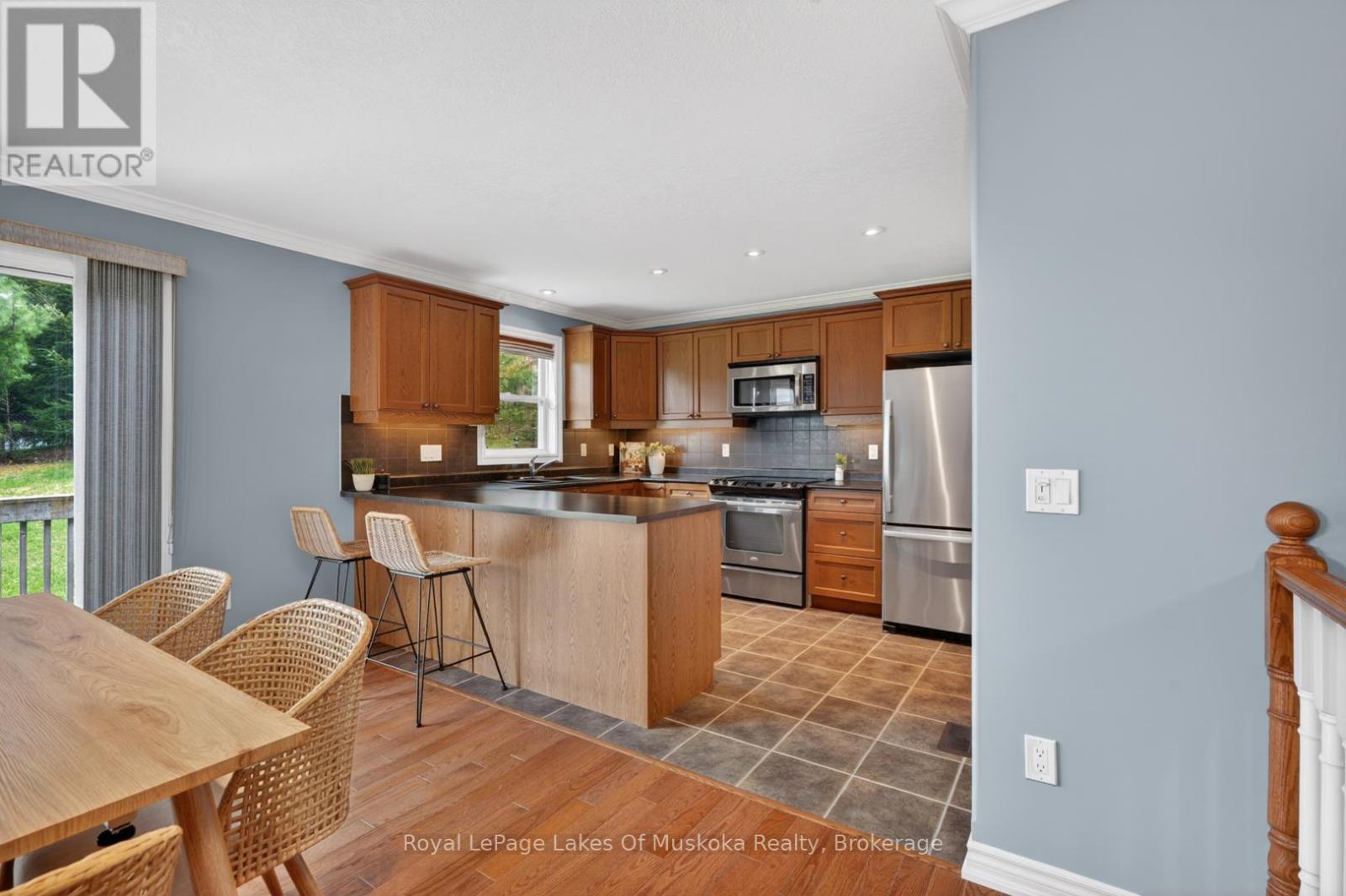 30 & 32 Gainsborough Road, Bracebridge, Ontario P1L 1W8 - Photo 10 - X13132434