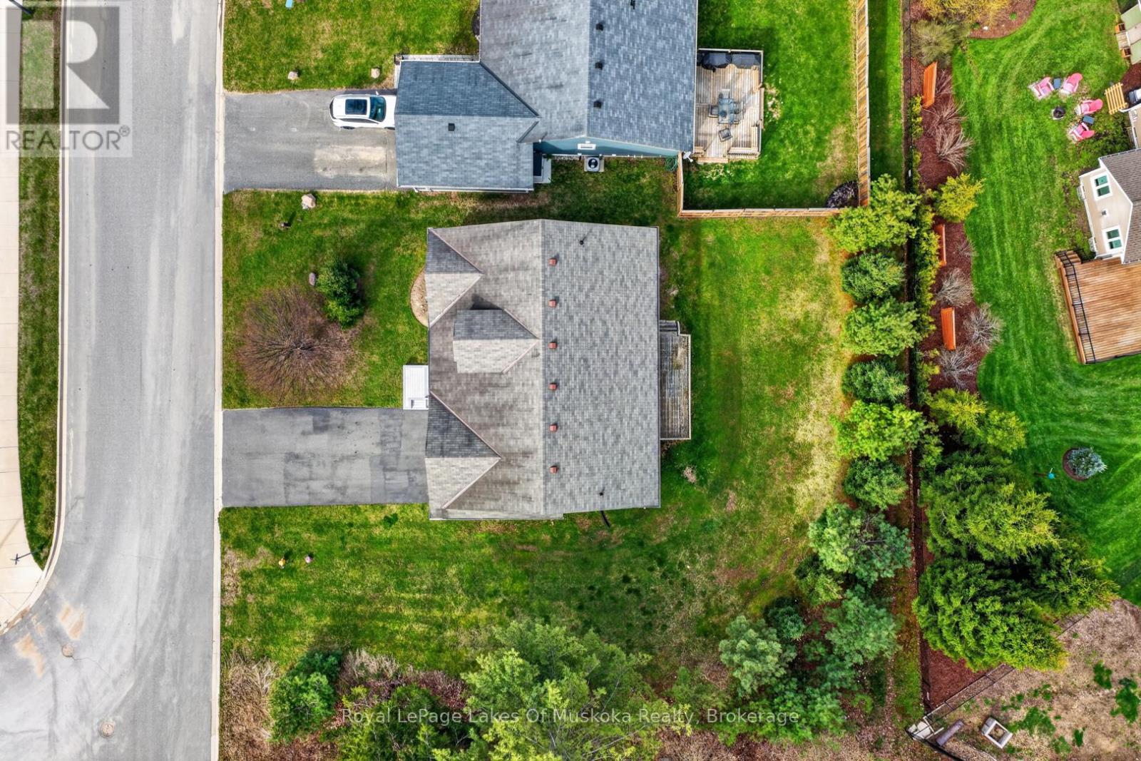30 & 32 Gainsborough Road, Bracebridge, Ontario P1L 1W8 - Photo 35 - X13132434