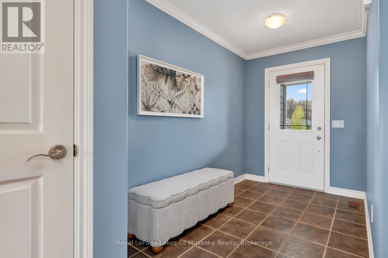 30 & 32 Gainsborough Road, Bracebridge, Ontario P1L 1W8 - Photo 5 - X13132434