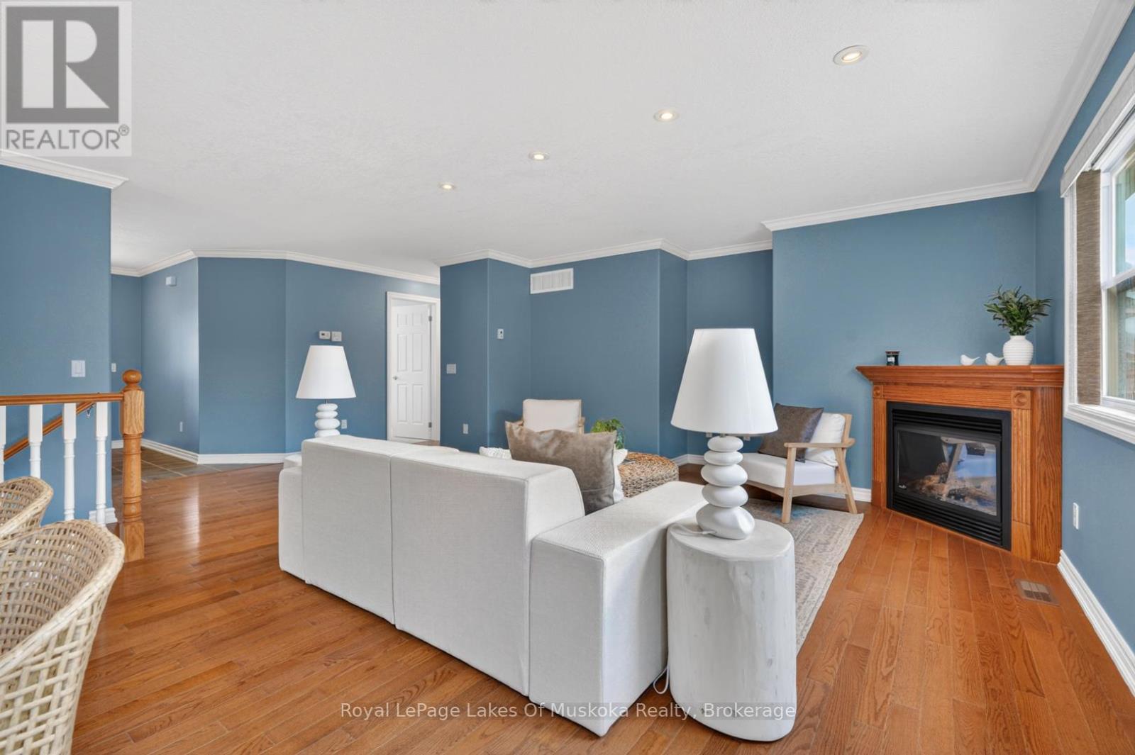 30 & 32 Gainsborough Road, Bracebridge, Ontario P1L 1W8 - Photo 8 - X13132434