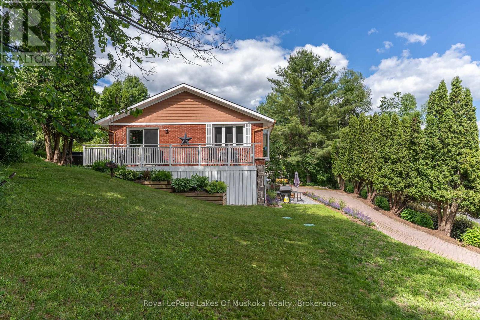 183 Santas Village Road, Bracebridge, Ontario P1L 1W8 - Photo 48 - X13133870