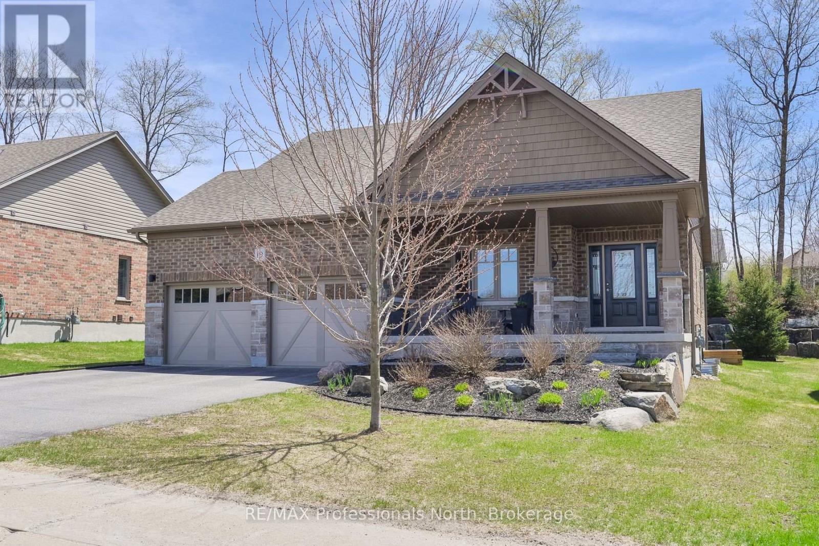 19 Selkirk Drive, Huntsville, Ontario P1H 0C5 - Photo 3 - X13134504