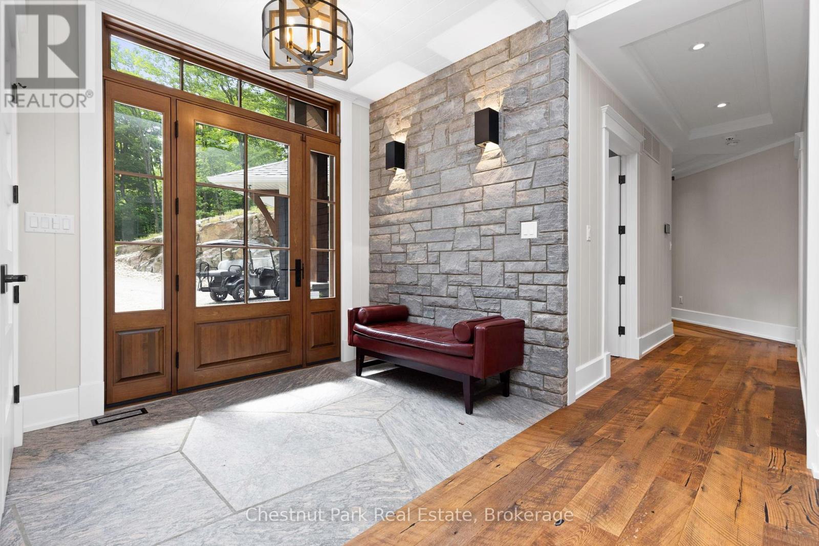 30 Bigwin Island, Lake Of Bays, Ontario  P0B 1A0 - Photo 4 - X13137668