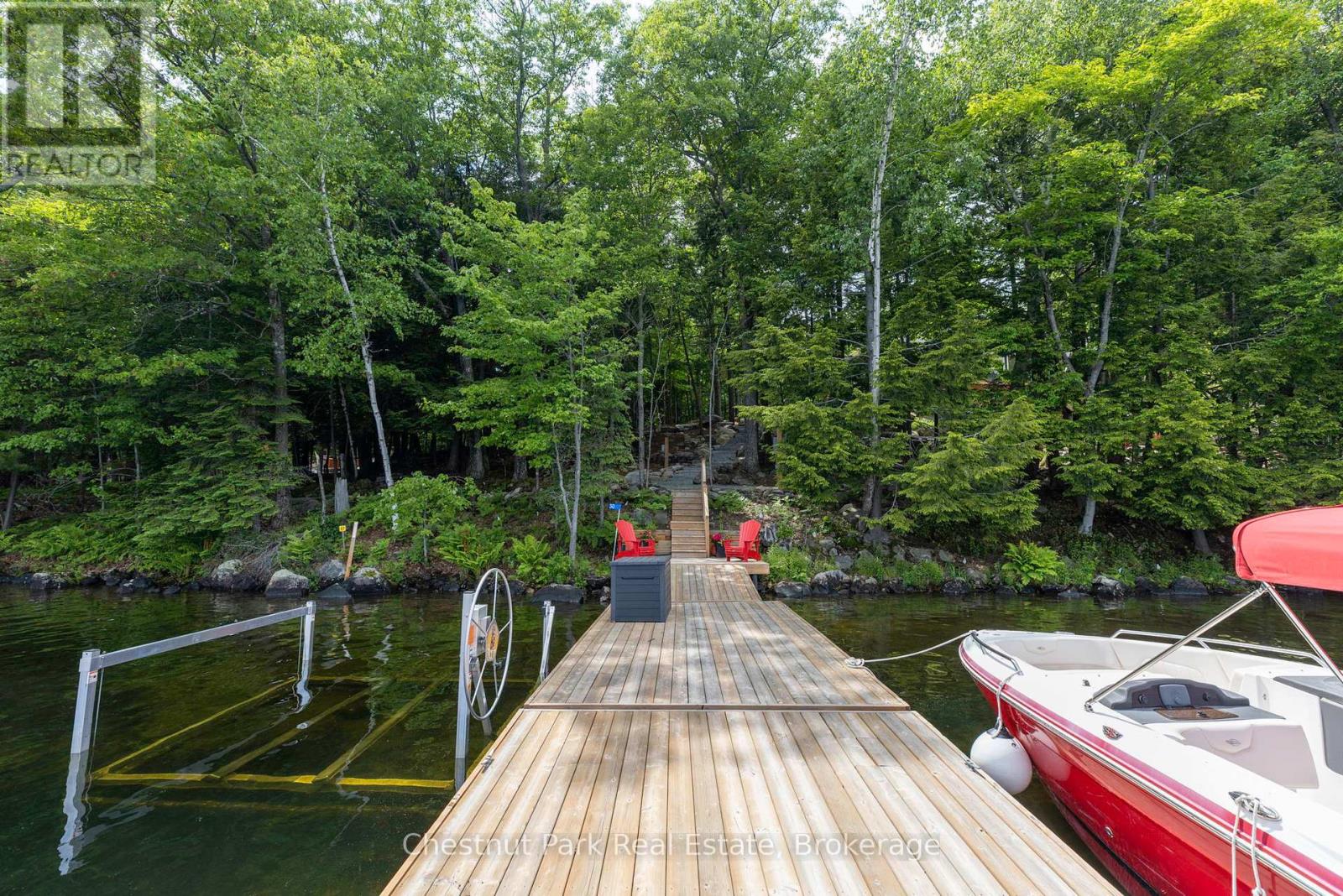 30 Bigwin Island, Lake Of Bays, Ontario  P0B 1A0 - Photo 42 - X13137668