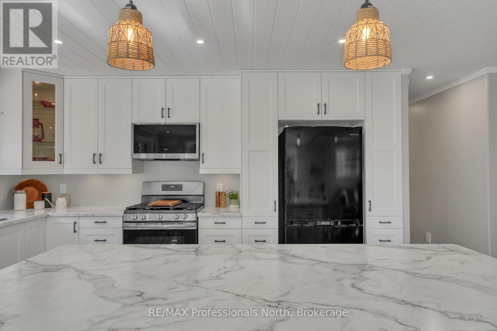 79 Mainhood Road, Huntsville, Ontario  P0B 1M0 - Photo 16 - X13137840