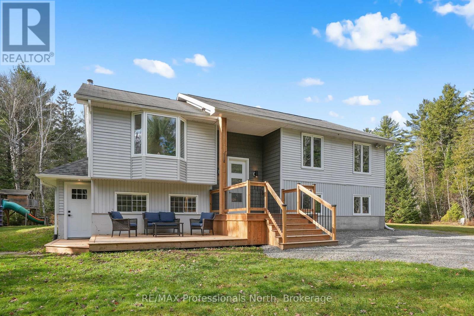 79 Mainhood Road, Huntsville, Ontario  P0B 1M0 - Photo 3 - X13137840