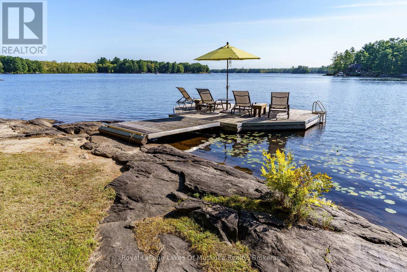 27 Island 2ml, Gravenhurst, Ontario  P0E 1G0 - Photo 3 - X13138748