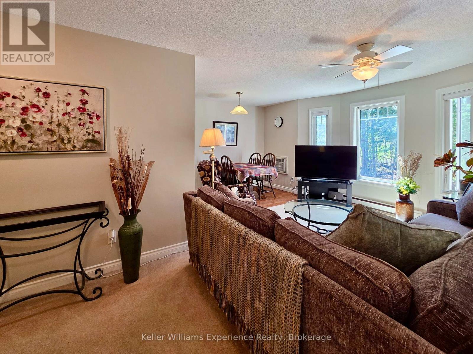 202a - 657 Cedar Lane, Bracebridge, Ontario  P1L 1P1 - Photo 1 - X13140772