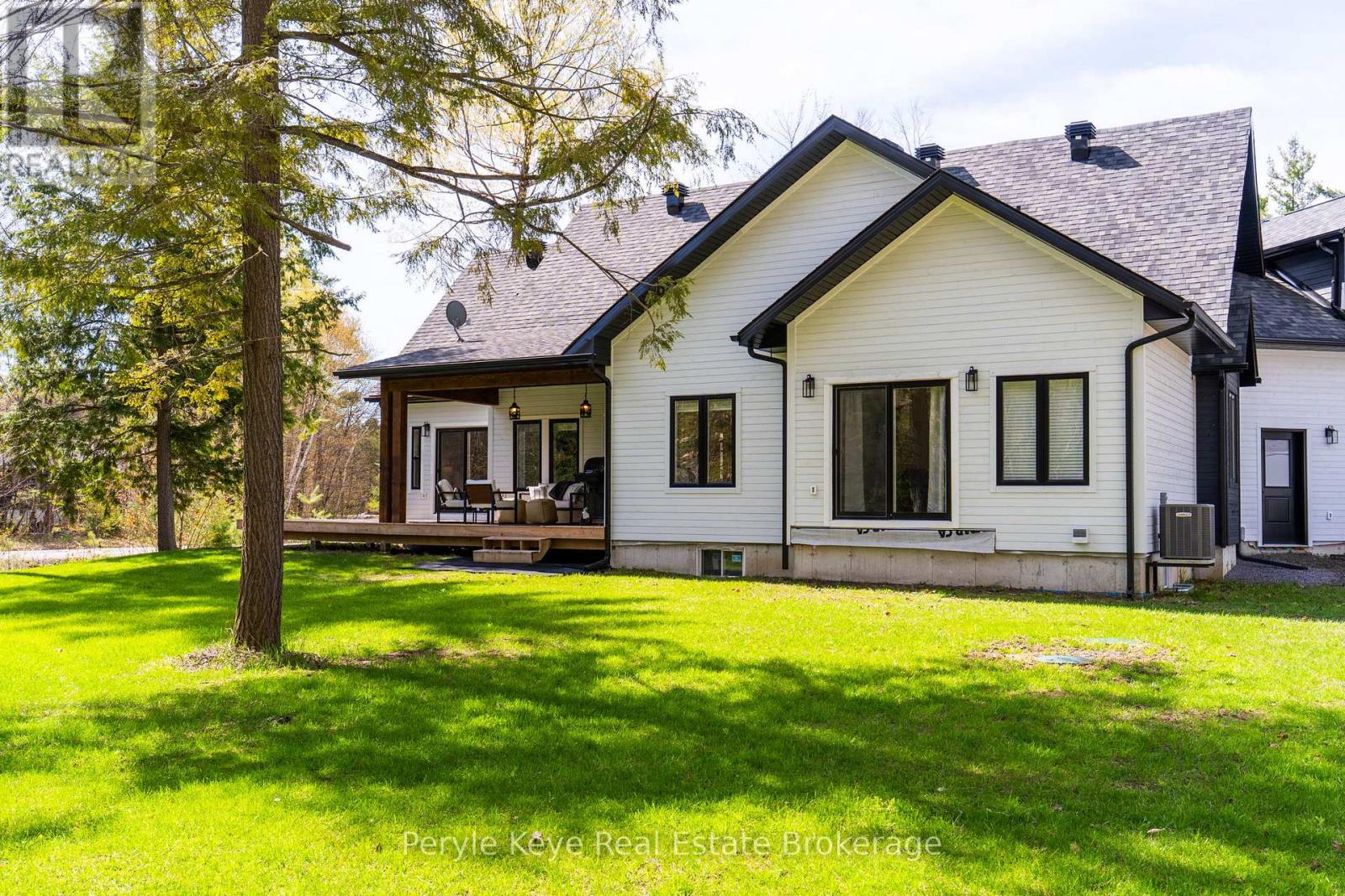 1056 Xavier Street, Gravenhurst, Ontario P0E 1G0 - Photo 43 - X13141086