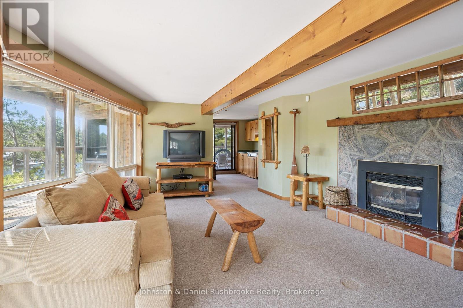 1052 North Sunset Bay Road, Gravenhurst, Ontario P1P 1R2 - Photo 22 - X13143730