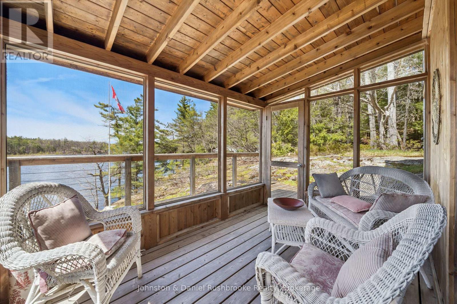 1052 North Sunset Bay Road, Gravenhurst, Ontario P1P 1R2 - Photo 26 - X13143730