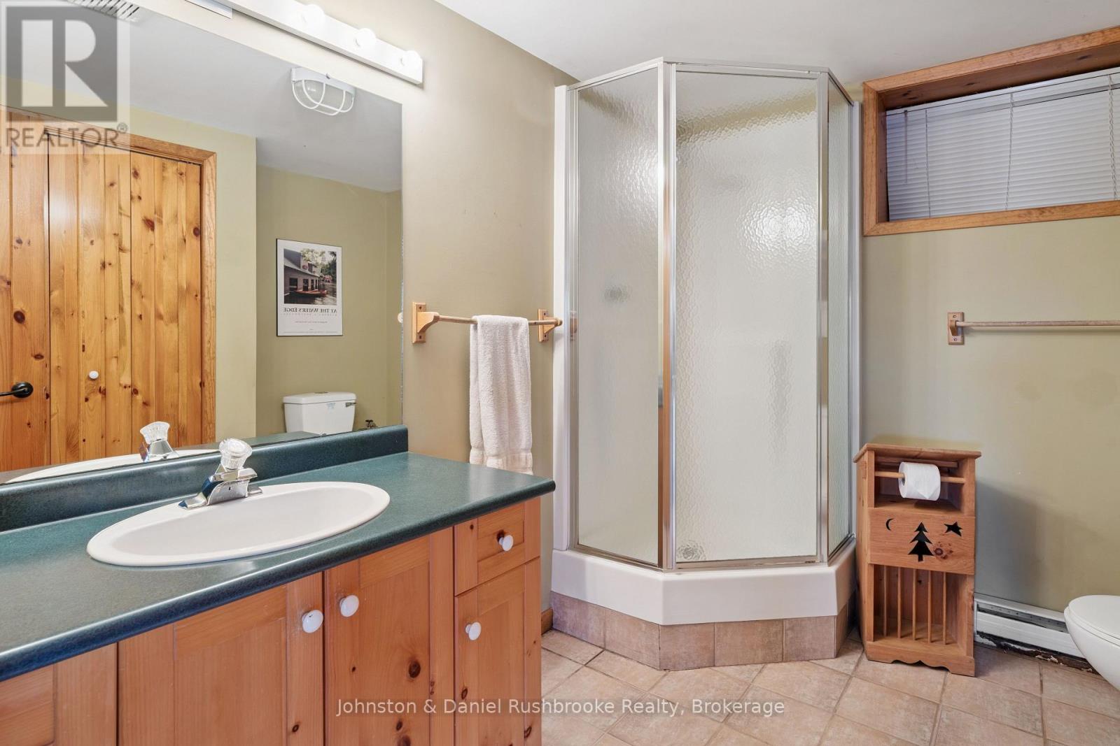 1052 North Sunset Bay Road, Gravenhurst, Ontario P1P 1R2 - Photo 27 - X13143730
