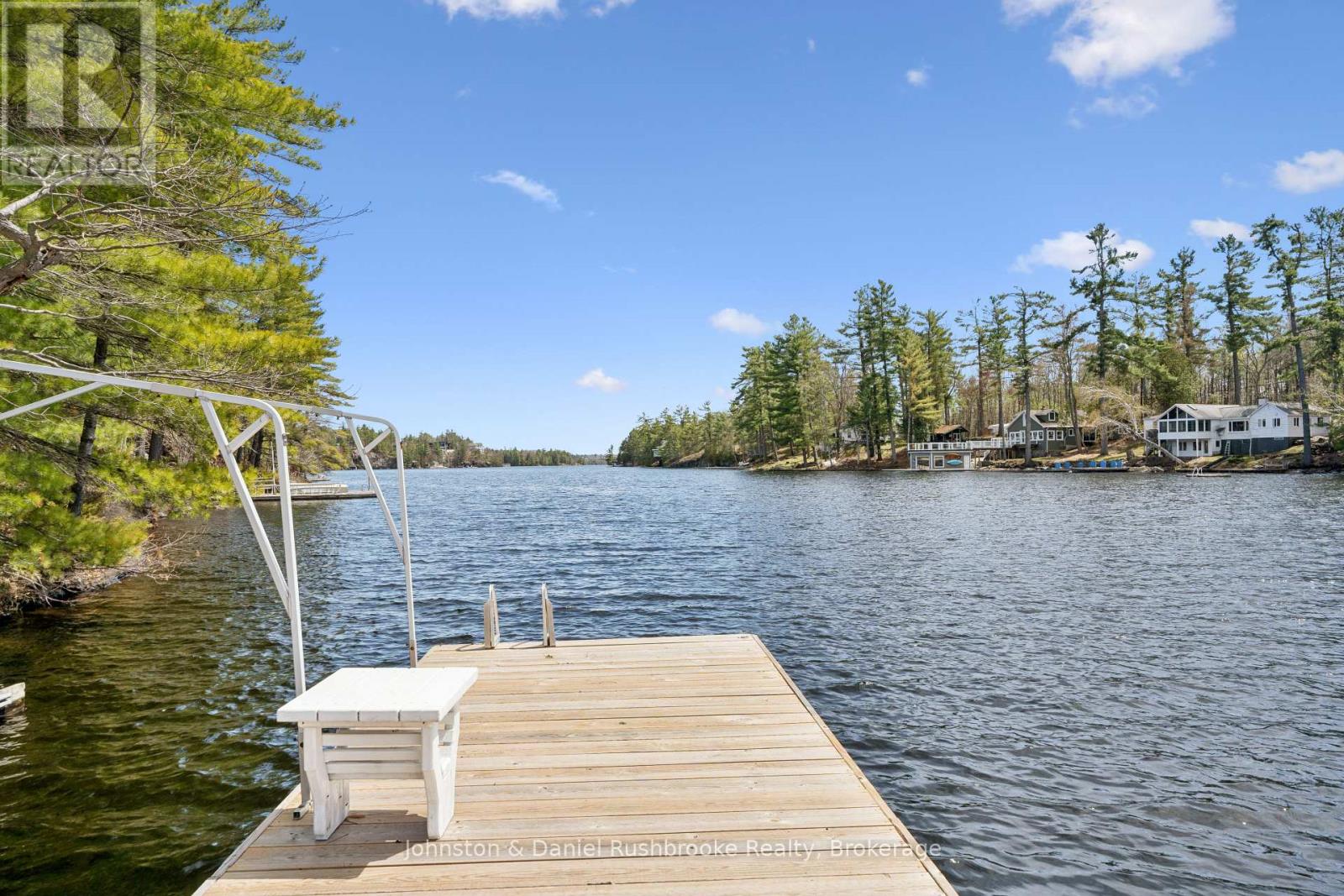 1052 North Sunset Bay Road, Gravenhurst, Ontario P1P 1R2 - Photo 3 - X13143730