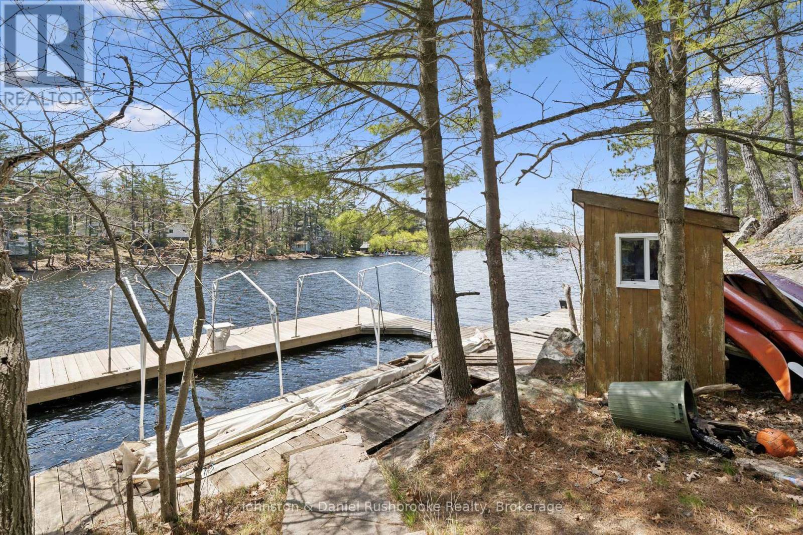 1052 North Sunset Bay Road, Gravenhurst, Ontario P1P 1R2 - Photo 33 - X13143730