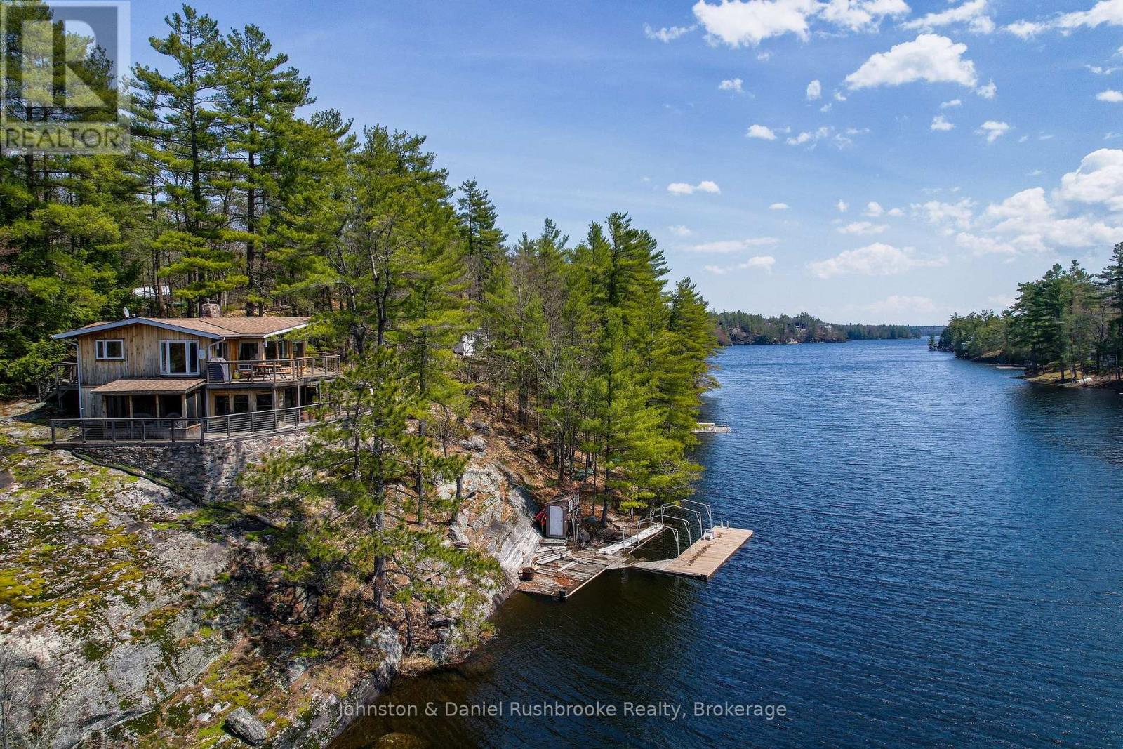 1052 North Sunset Bay Road, Gravenhurst, Ontario P1P 1R2 - Photo 37 - X13143730