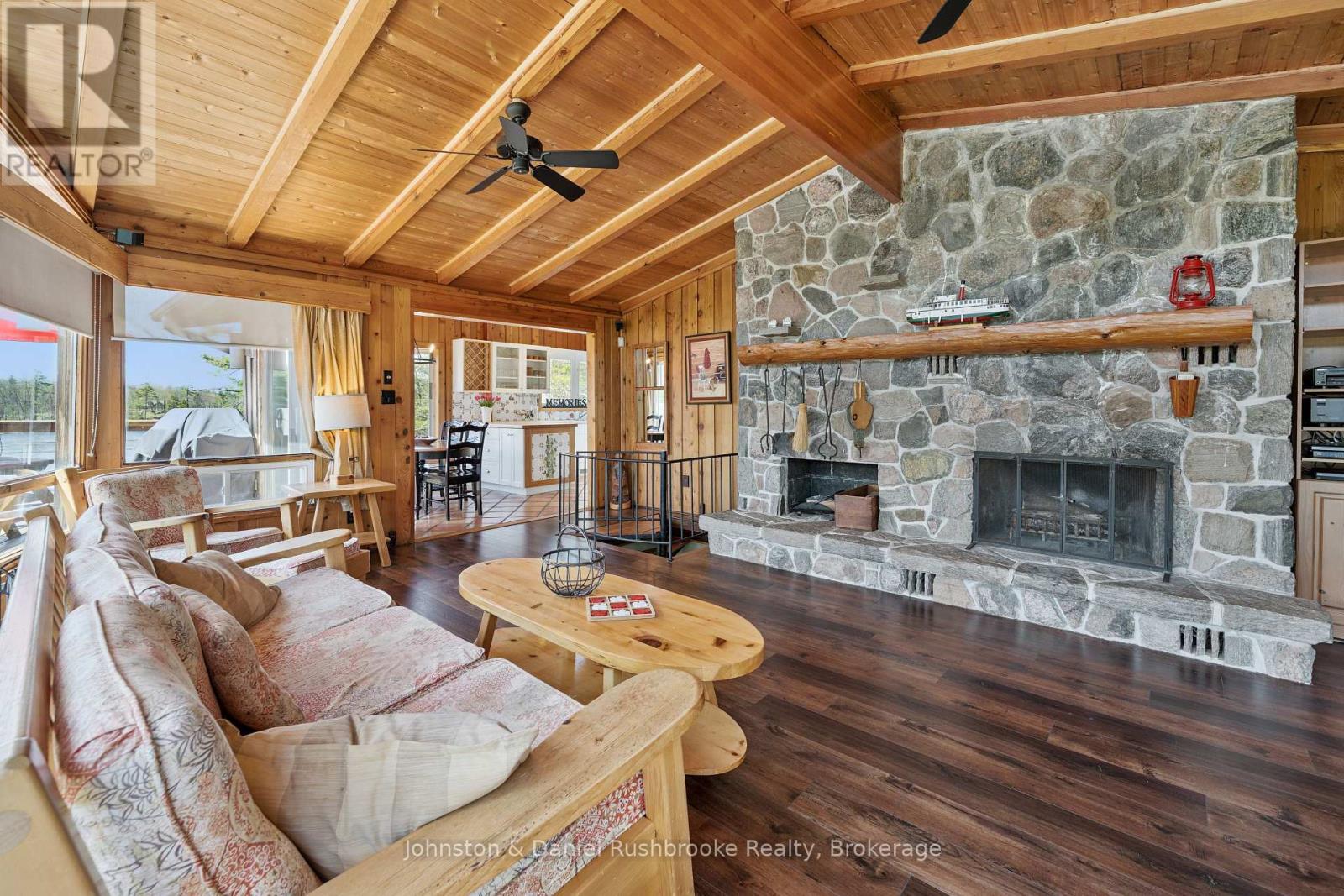 1052 North Sunset Bay Road, Gravenhurst, Ontario P1P 1R2 - Photo 6 - X13143730