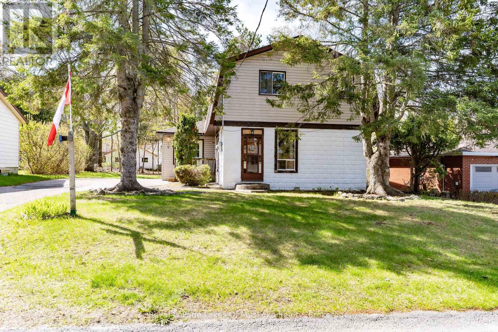 555 Wagner Street, Gravenhurst, Ontario  P1P 1E1 - Photo 1 - X13143812