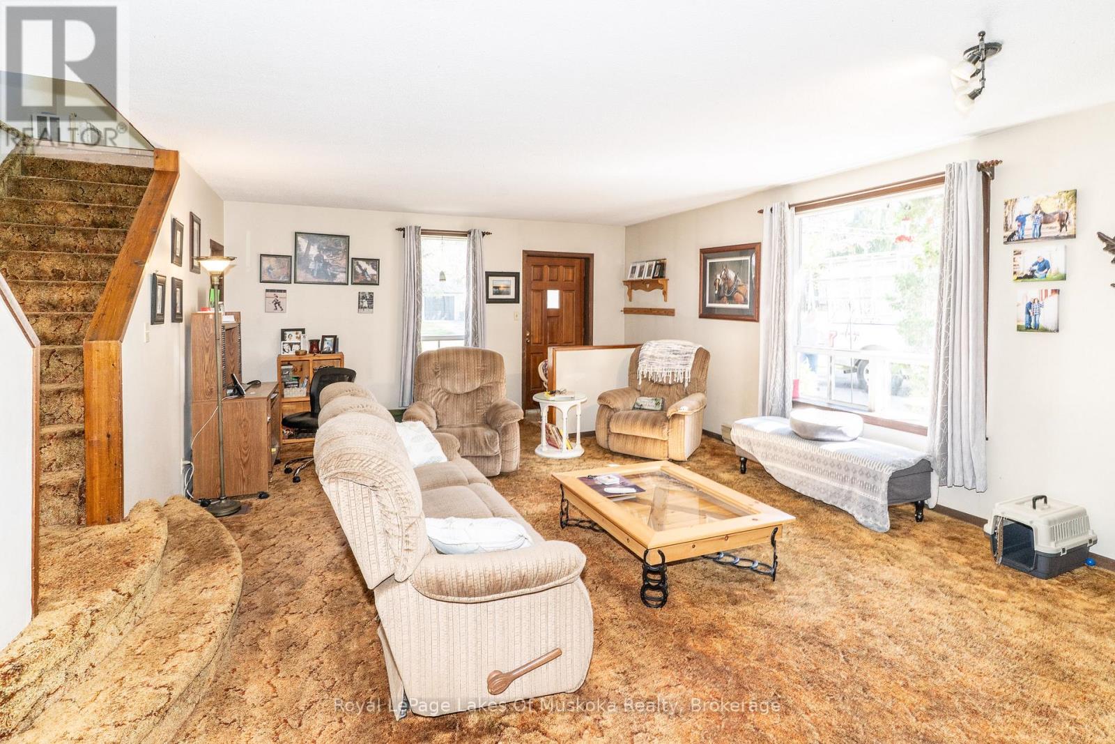 555 Wagner Street, Gravenhurst, Ontario  P1P 1E1 - Photo 9 - X13143812