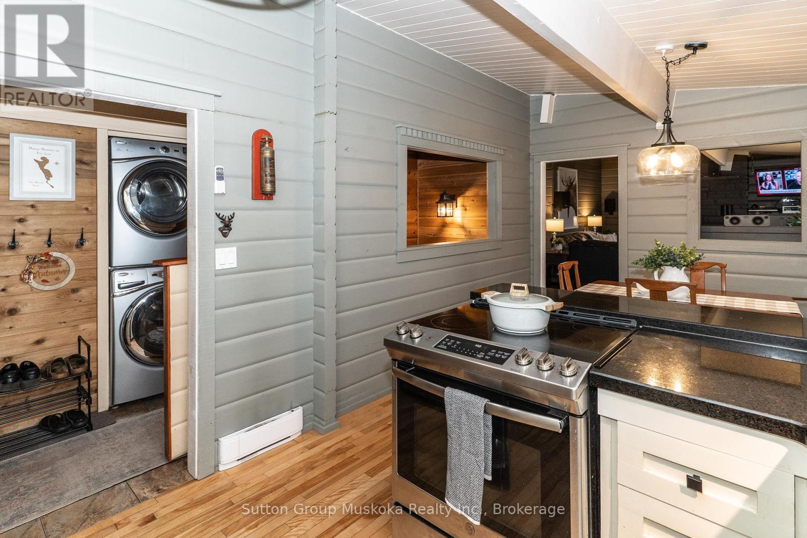 236 Hoodstown Road, Huntsville, Ontario  P1H 2J2 - Photo 17 - X13145036