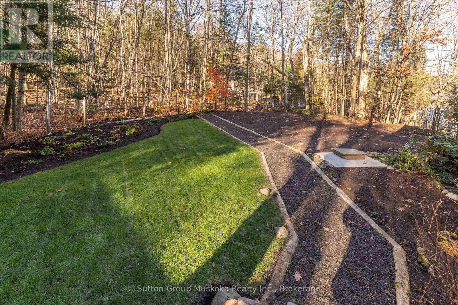 236 Hoodstown Road, Huntsville, Ontario  P1H 2J2 - Photo 9 - X13145036