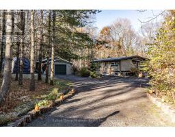 236 HOODSTOWN ROAD, Huntsville, Ontario