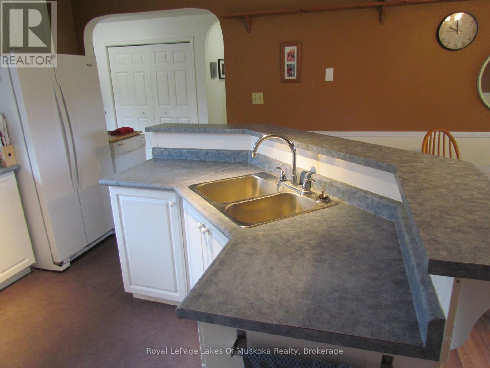 1016 Laycox Road, Gravenhurst, Ontario  P1P 0G8 - Photo 11 - X13145726