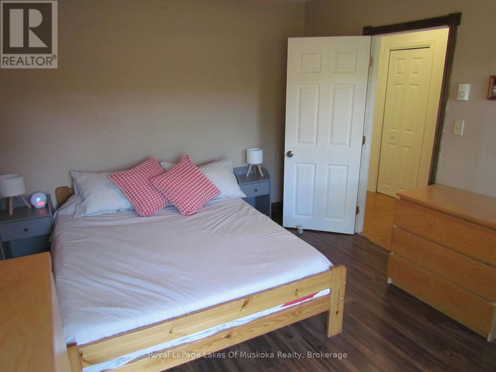 1016 Laycox Road, Gravenhurst, Ontario  P1P 0G8 - Photo 15 - X13145726