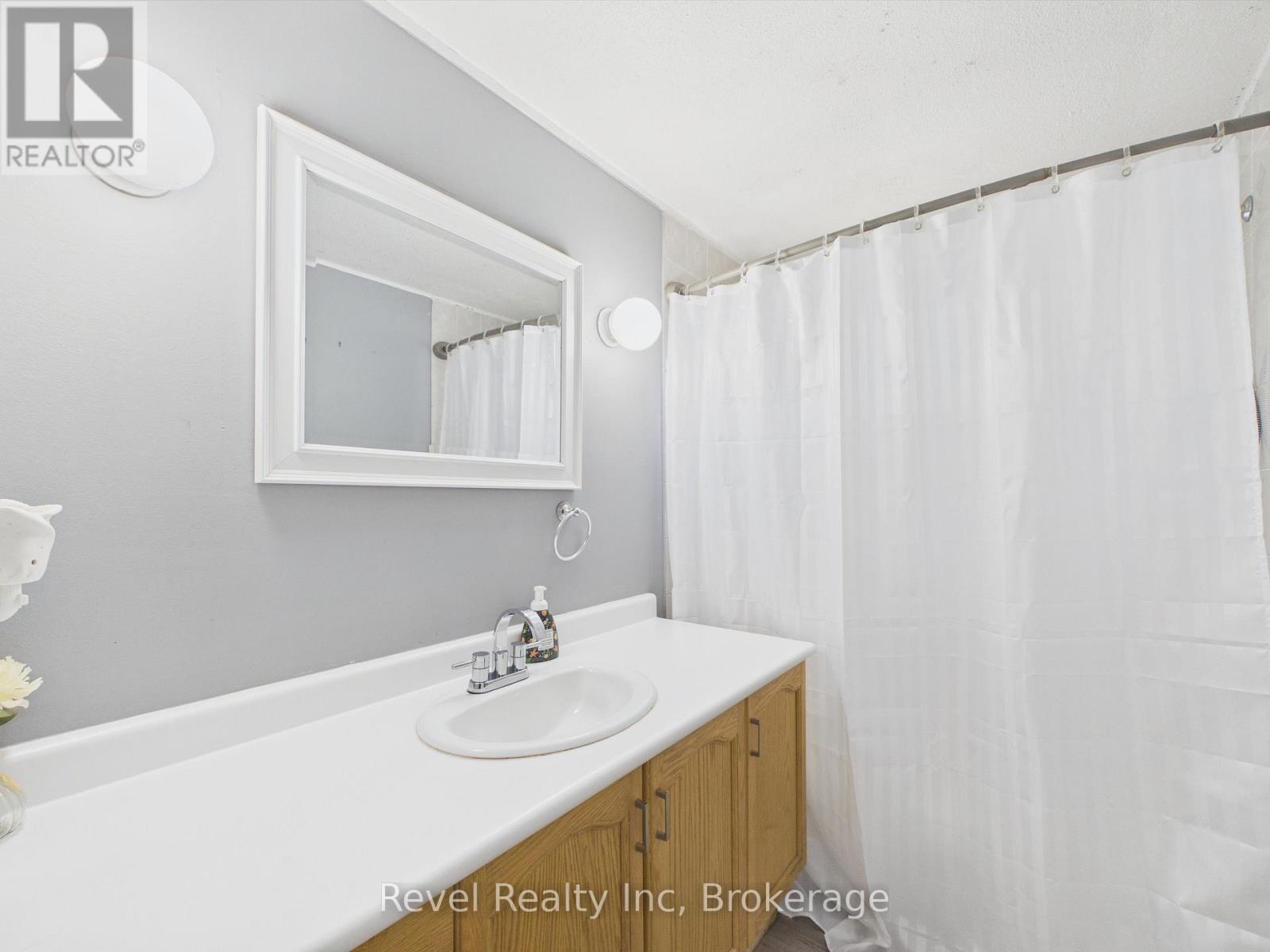 3 Wellington Street, Bracebridge, Ontario  P1L 1E8 - Photo 17 - X13147876