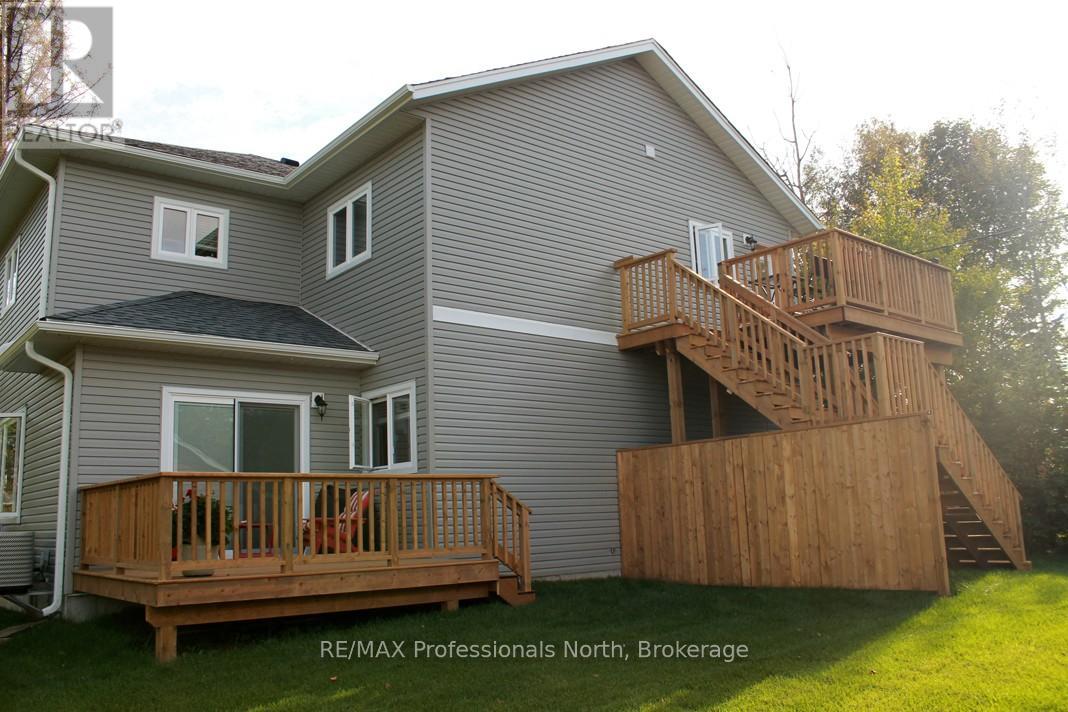 5 Greaves Avenue, Huntsville, Ontario  P1H 1V2 - Photo 2 - X13148338