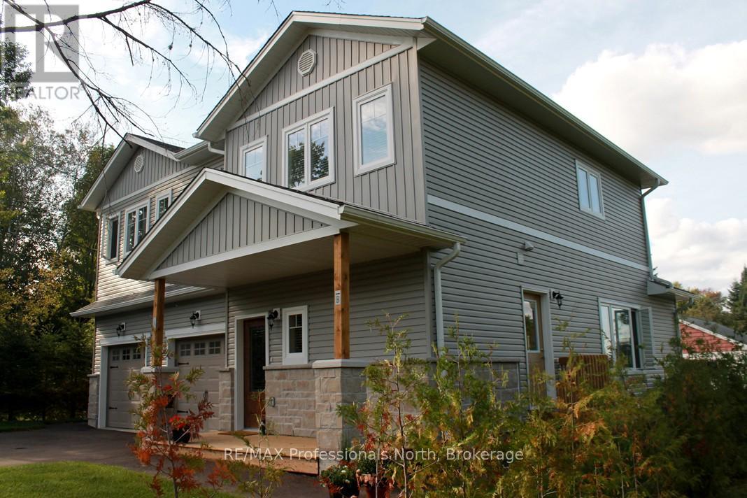 5 Greaves Avenue, Huntsville, Ontario  P1H 1V2 - Photo 4 - X13148338