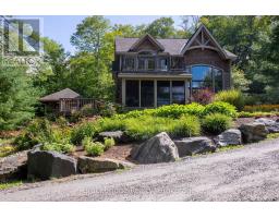SANDFIELD 9 W9 - 3876 MUSKOKA RD 118 HIGHWAY W, Muskoka Lakes, Ontario