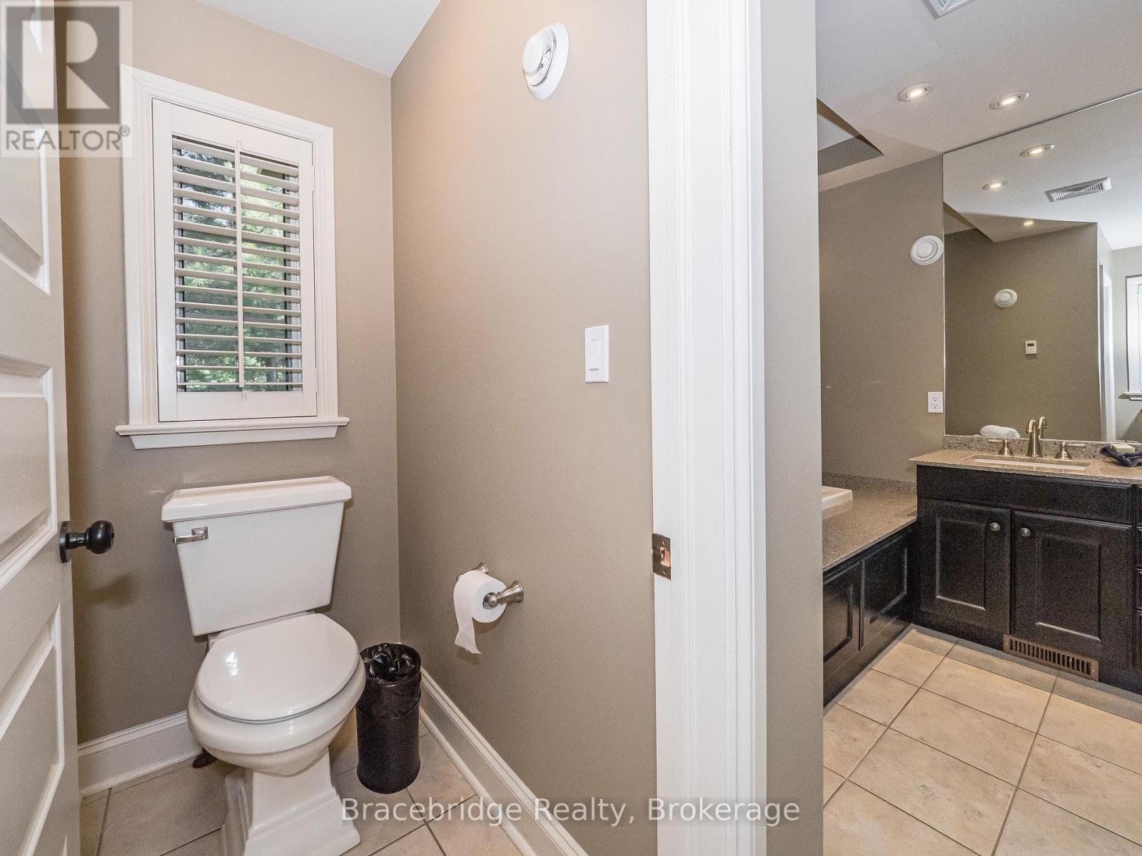 Sandfield 8 W4 - 3876 Muskoka Rd 118 Highway W, Muskoka Lakes, Ontario P0B 1J0 - Photo 30 - X13153946