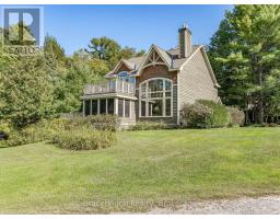 SANDFIELD 8 W4 - 3876 MUSKOKA RD 118 HIGHWAY W, Muskoka Lakes, Ontario