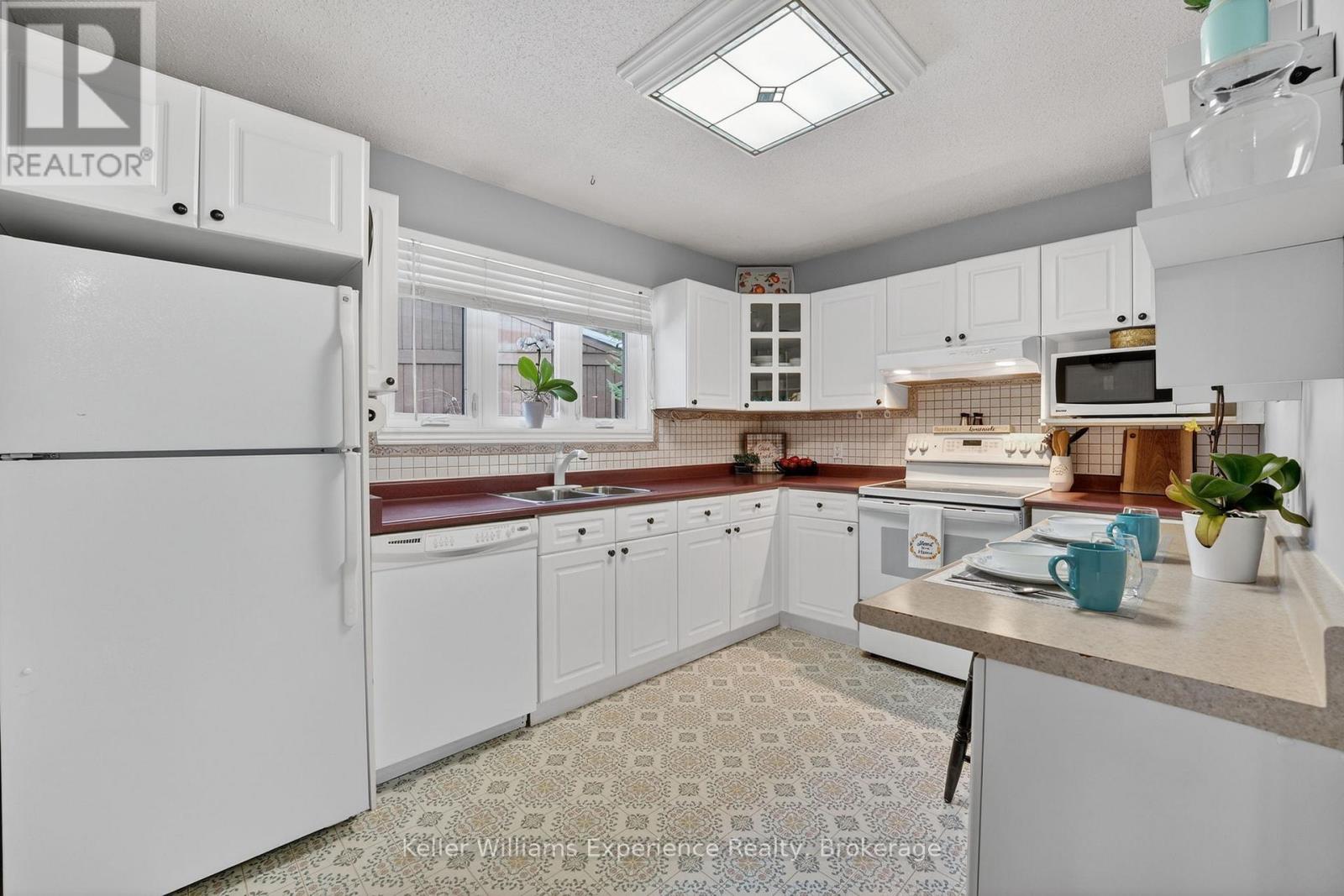 75 Southbank Drive, Bracebridge, Ontario  P1L 1G2 - Photo 11 - X13154178