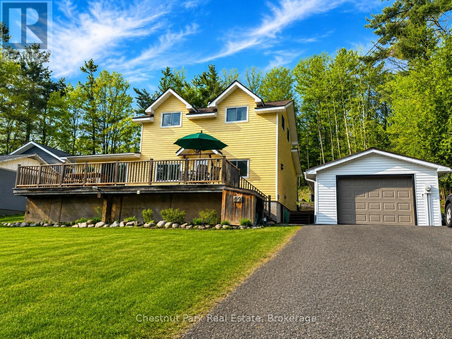 12 Ferndale Road, Muskoka Lakes, Ontario  P0B 1J0 - Photo 1 - X13155688