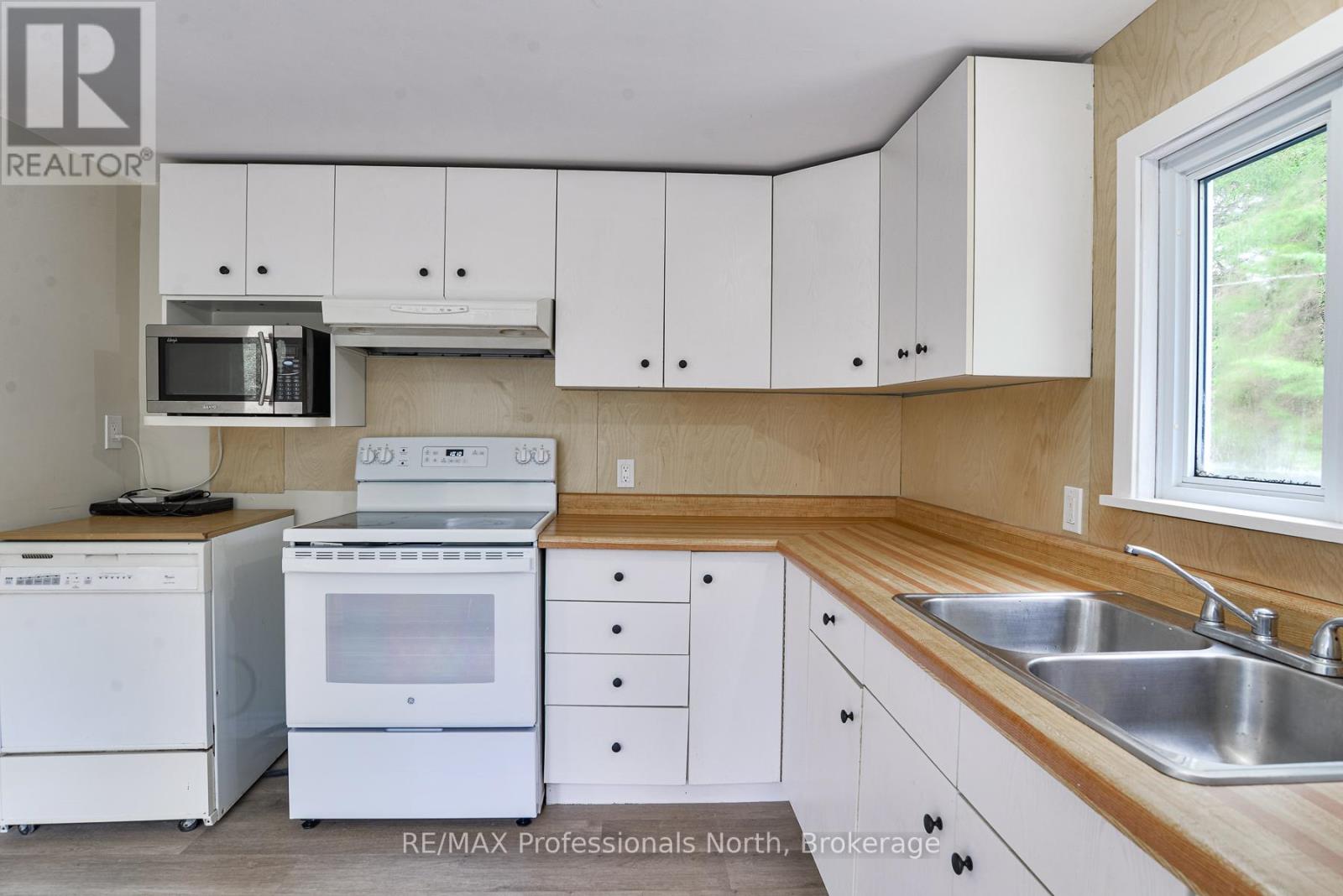 1011 Harmony Lane Private, Bracebridge, Ontario  P1L 1W9 - Photo 7 - X13158914
