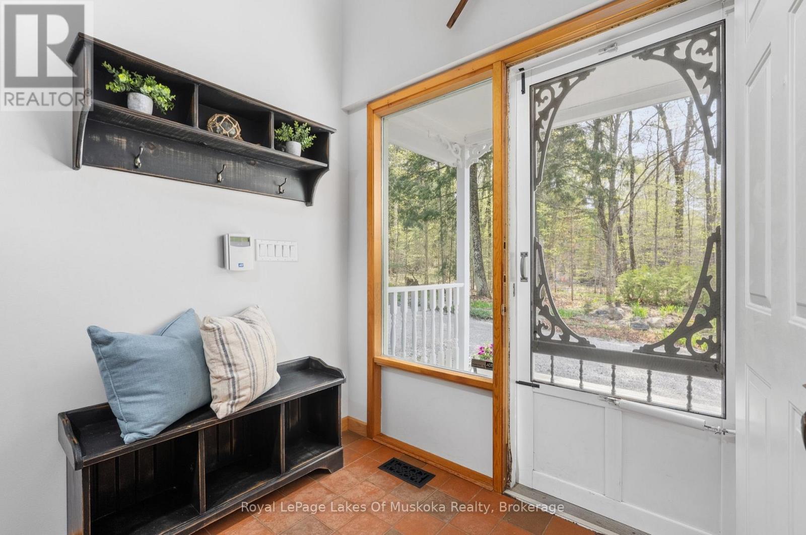 1044 Bigwin View Lane, Lake Of Bays, Ontario  P0B 1A0 - Photo 7 - X13159140