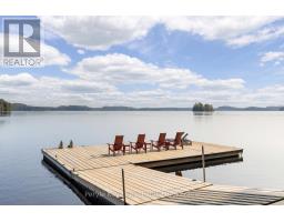 86 CLAREN CRESCENT, Huntsville, Ontario