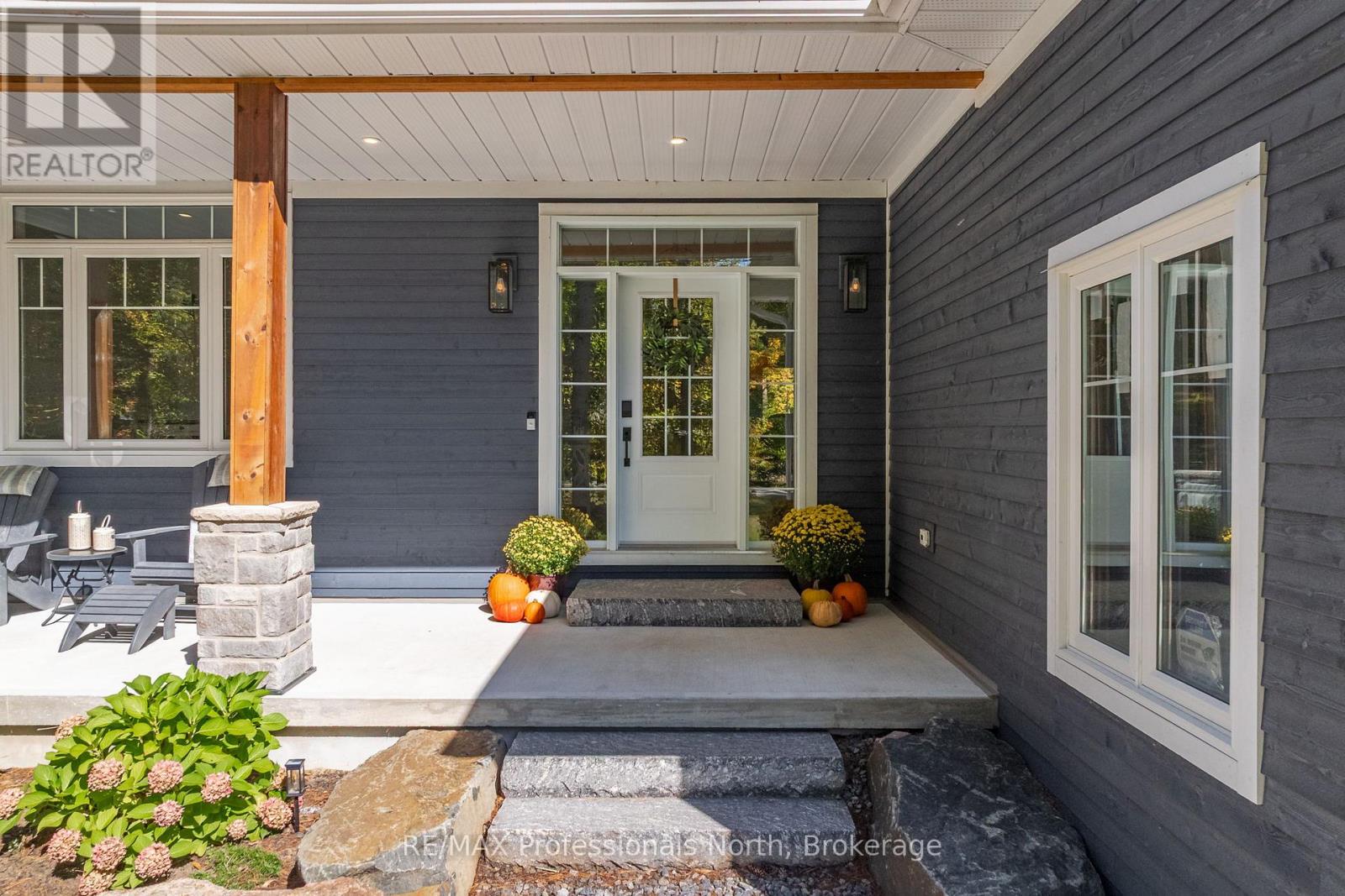 1034 Xavier Street, Gravenhurst, Ontario P0E 1G0 - Photo 3 - X13160082
