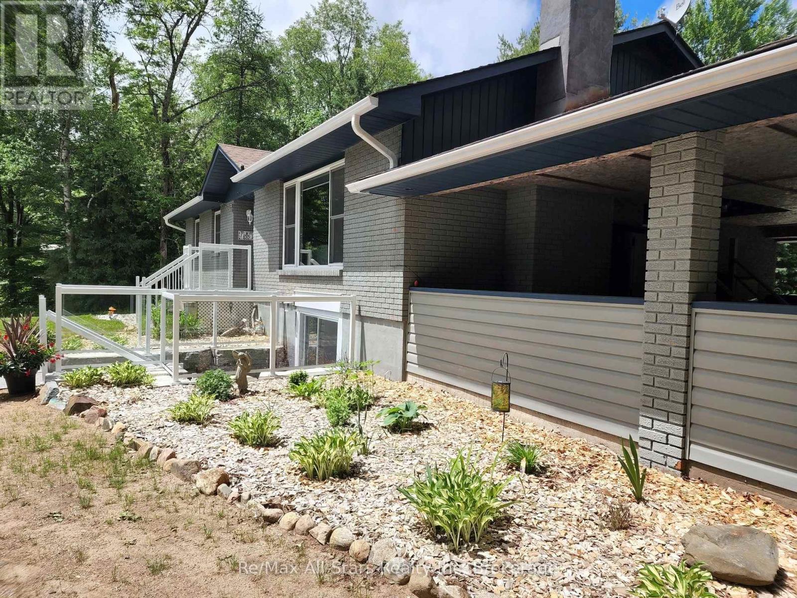 2797 Highway 60 Highway, Lake Of Bays, Ontario P0A 1H0 - Photo 4 - X13161680