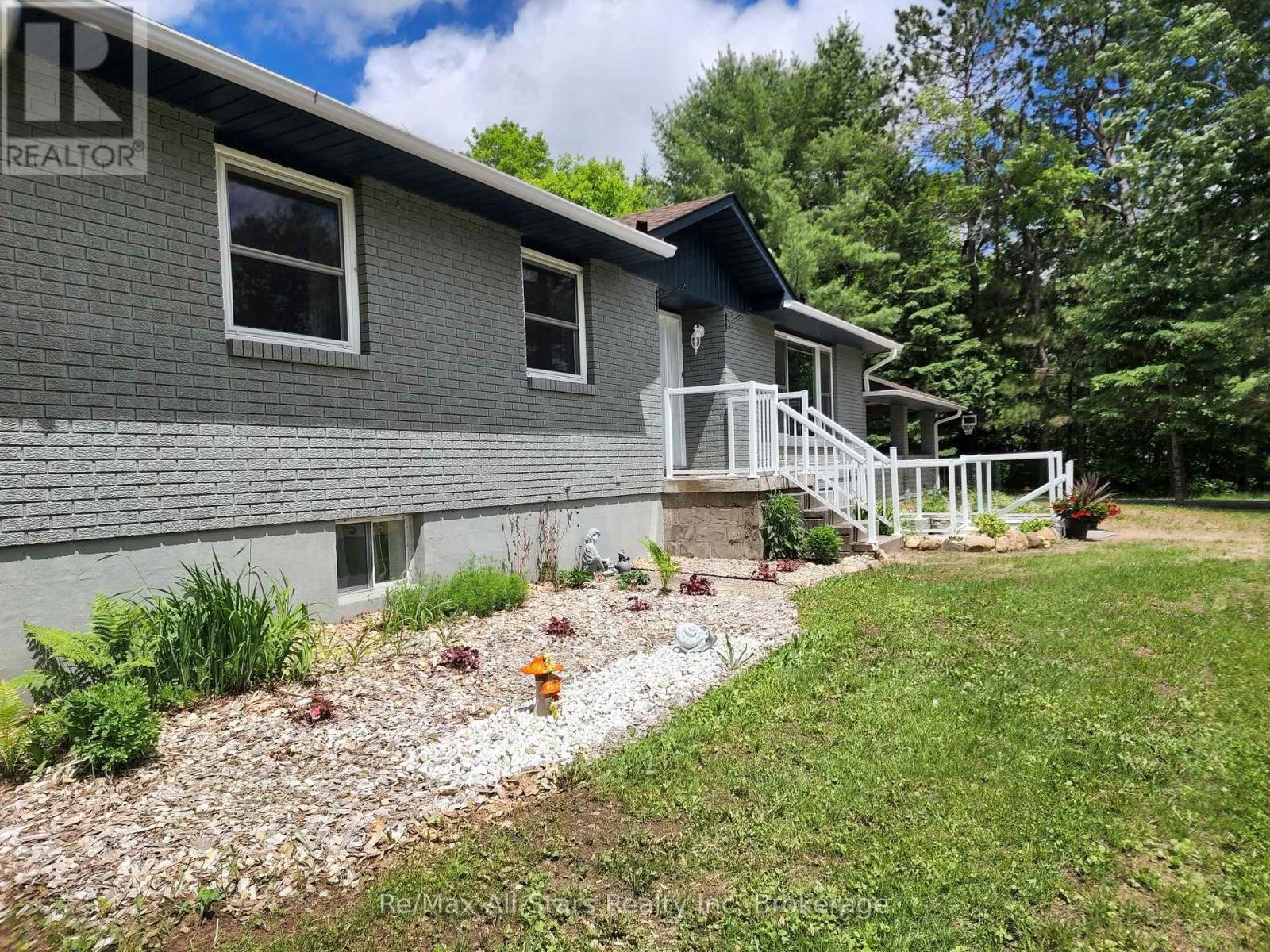 2797 Highway 60 Highway, Lake Of Bays, Ontario P0A 1H0 - Photo 5 - X13161680