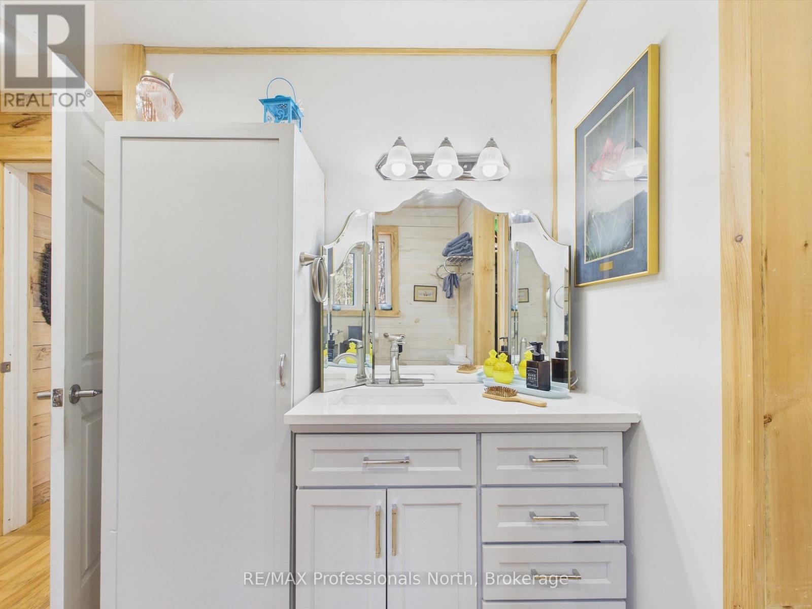 1070 Vankoughnet Road, Bracebridge, Ontario P1L 1X1 - Photo 17 - X13164372