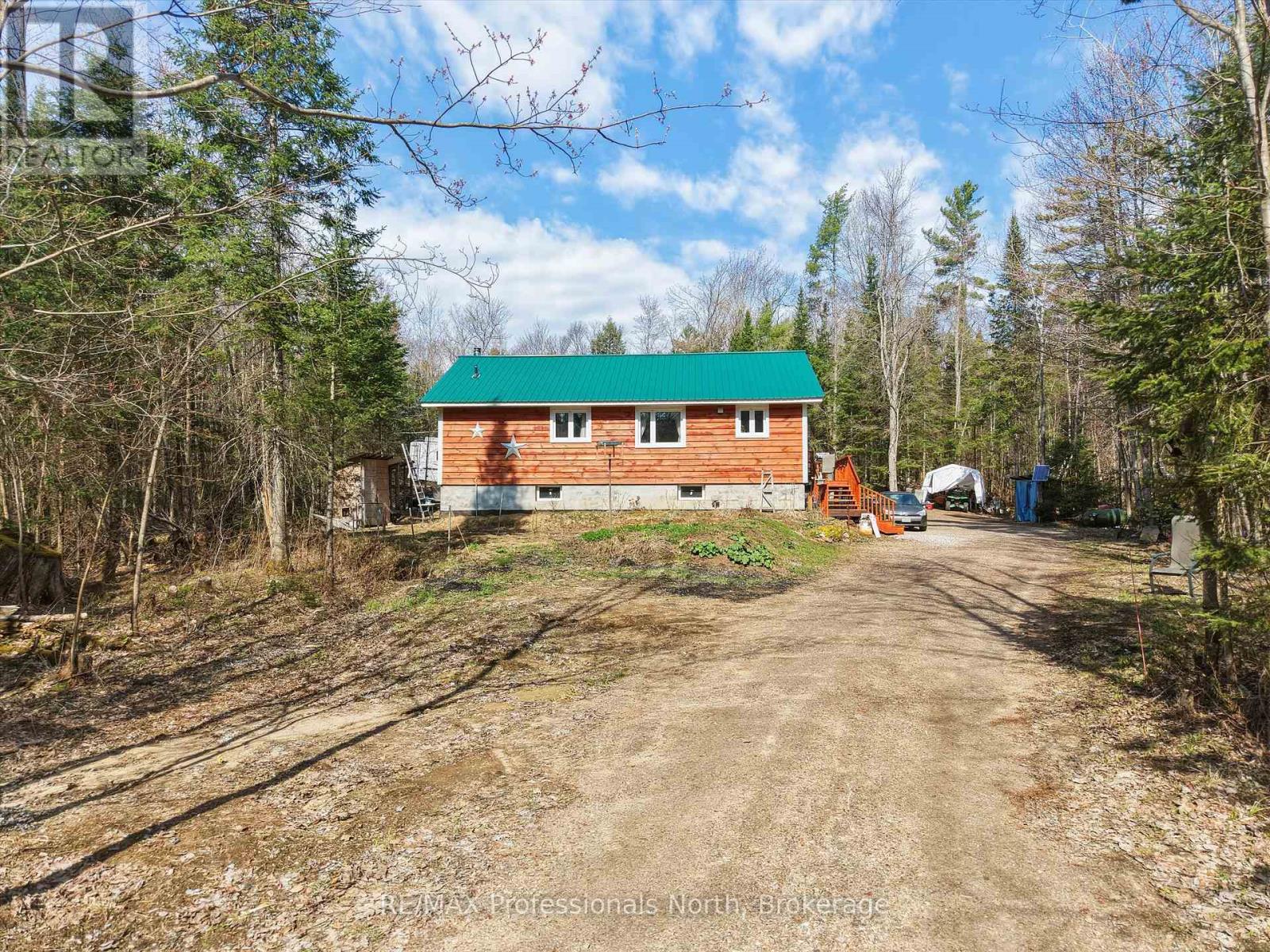 1070 Vankoughnet Road, Bracebridge, Ontario P1L 1X1 - Photo 4 - X13164372