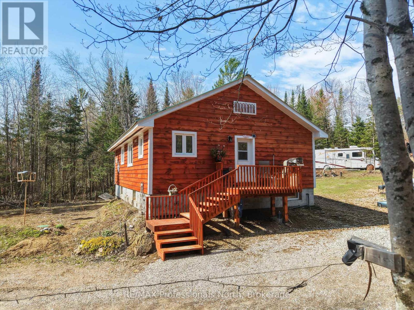 1070 Vankoughnet Road, Bracebridge, Ontario P1L 1X1 - Photo 5 - X13164372
